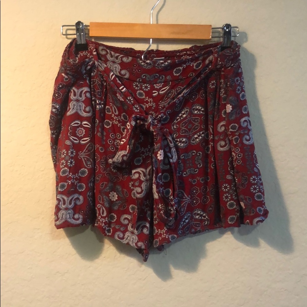 Flowy shorts from Cato